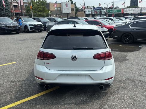 Used 2019 Volkswagen GTI SE w/ SE Experience Package FWD image 11