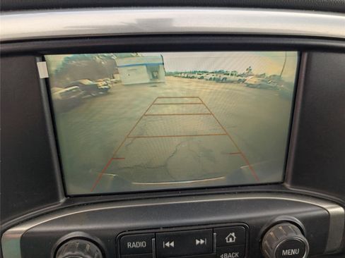 Used 2018 Chevrolet Silverado 1500 LT image 17