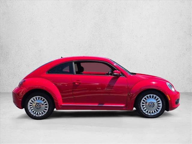 Used 2013 Volkswagen Beetle 2.5 FWD image 4