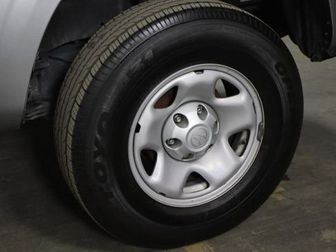 Used 2020 Toyota Tacoma SR5 image 34