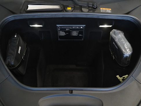 Used 2021 Ferrari F8 Tributo image 40