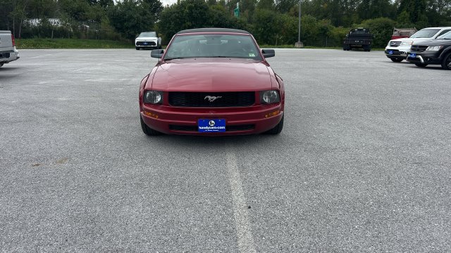 Used 2006 Ford Mustang Convertible RWD image 9