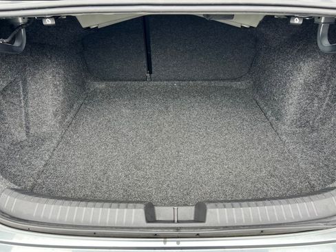 Used 2024 Volkswagen Jetta SE image 13