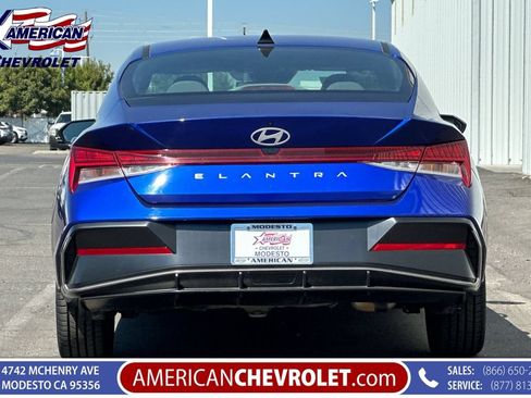 Used 2025 Hyundai Elantra SEL FWD image 5
