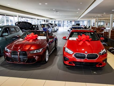 Used 2023 BMW M8 Competition w/ M Carbon Exterior Package image 29