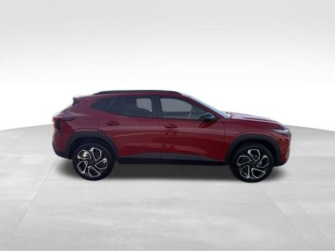 New 2026 Chevrolet Trax RS w/ Driver Confidence Package image 9