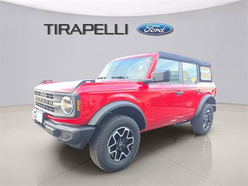 Used 2023 Ford Bronco 4-Door image 1