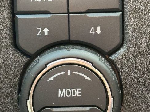 Certified 2025 Chevrolet Silverado 1500 High Country image 11