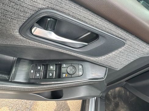 Used 2021 Nissan Rogue SV image 10