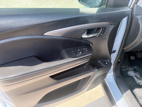 Certified 2023 Honda Ridgeline RTL image 19