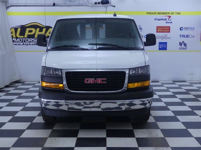 Used 2024 GMC Savana 2500 w/ Driver Convenience Package RWD image 2