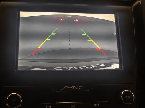 Used 2019 Ford Fusion SE w/ Equipment Group 151A FWD image 27