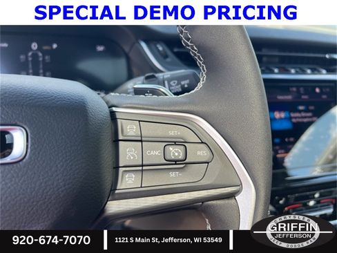 New 2025 Jeep Grand Cherokee L Laredo w/ Luxury Tech Group I image 23