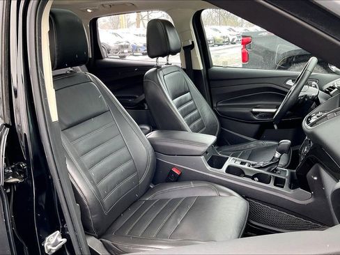 Used 2017 Ford Escape Titanium w/ Equipment Group 301A image 7