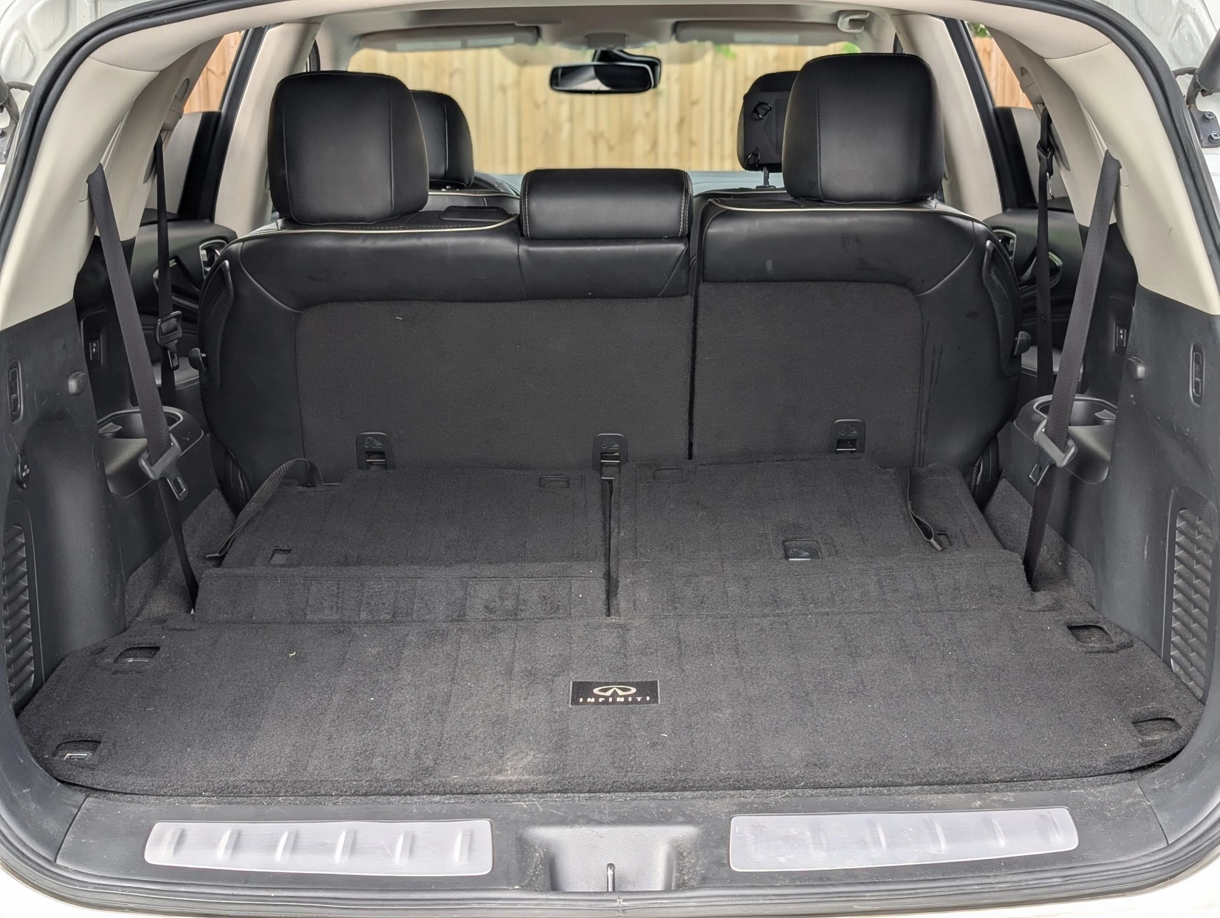 Used 2020 INFINITI QX60 Luxe w/ Essential Package FWD image 11