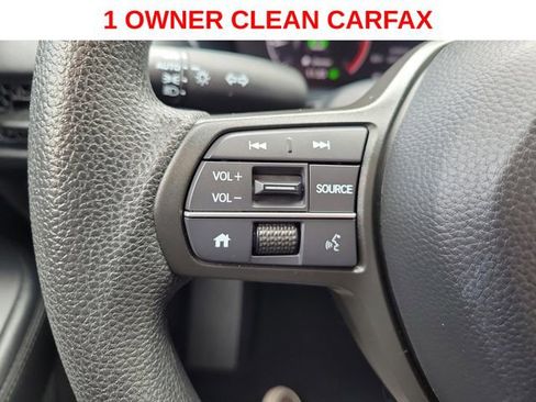 Used 2025 Honda HR-V LX image 25