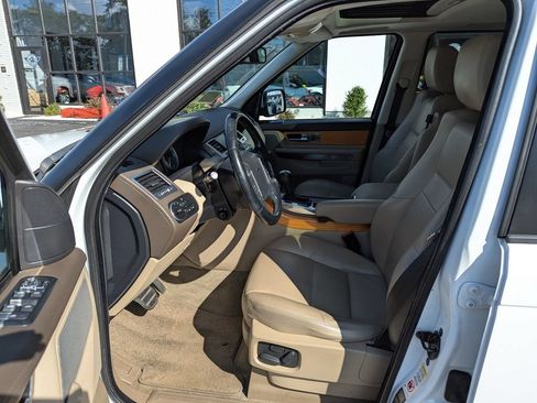 Used 2013 Land Rover Range Rover Sport HSE AWD/4WD image 13