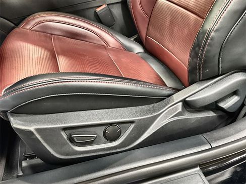 Used 2024 Ford Mustang GT Premium image 13