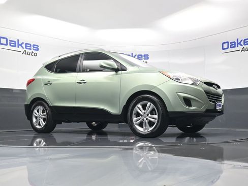 Used 2011 Hyundai Tucson GLS image 35