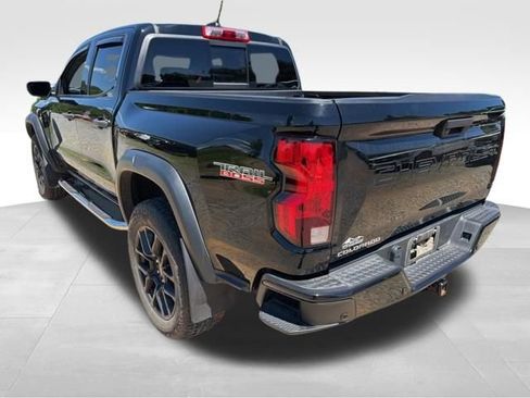 Used 2023 Chevrolet Colorado Trail Boss w/ LPO, Dark Essentials Package AWD/4WD image 5