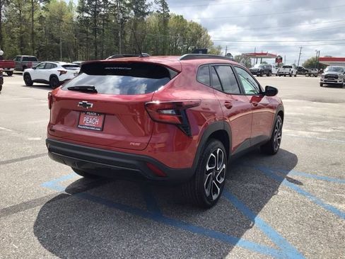 New 2026 Chevrolet Trax RS w/ Driver Confidence Package image 5