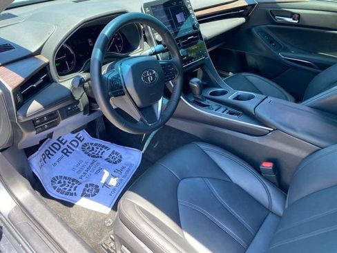 Used 2021 Toyota Avalon XLE w/ Moonroof Package FWD image 6