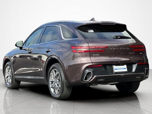 Used 2023 Genesis GV70 2.5T w/ Select Package AWD/4WD image 3