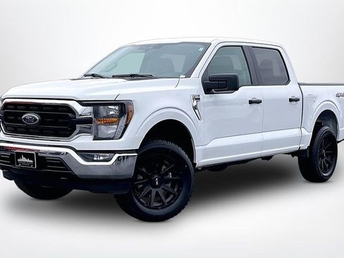 Used 2023 Ford F150 XLT image 3