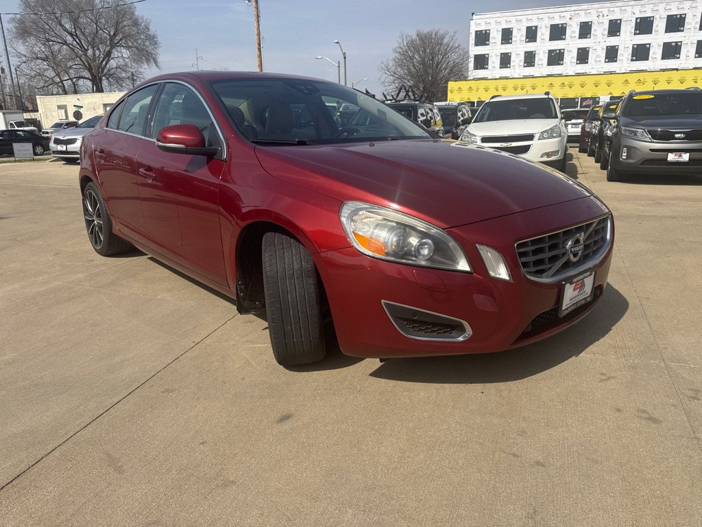 Used 2011 Volvo S60 T6 AWD/4WD image 3
