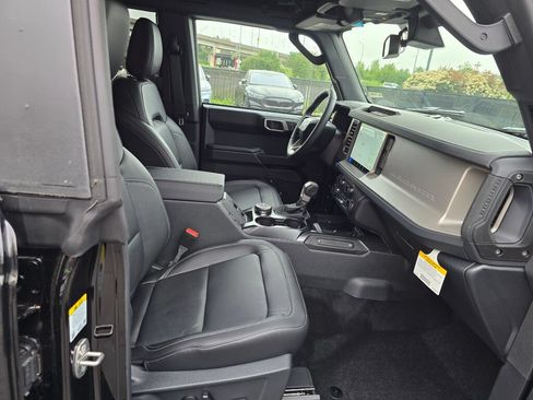 New 2026 Ford Bronco Outer Banks AWD/4WD image 10