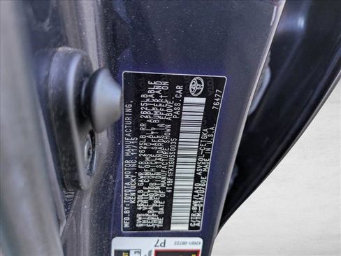 Used 2016 Toyota Camry XLE image 15