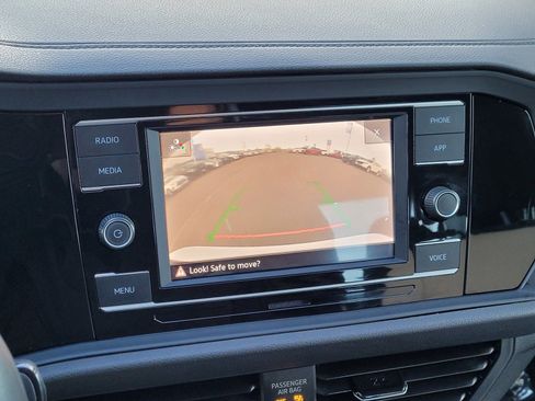 Used 2021 Volkswagen Jetta R-Line image 22