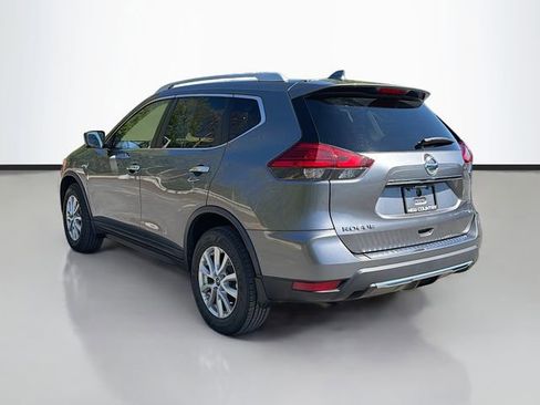 Used 2017 Nissan Rogue SV w/ SV Premium Package AWD/4WD image 5