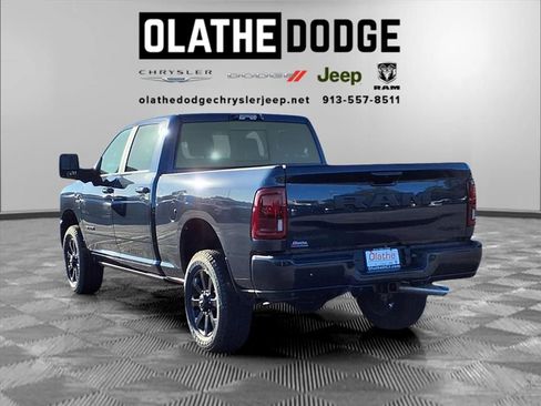 New 2026 RAM 2500 Laramie AWD/4WD image 3