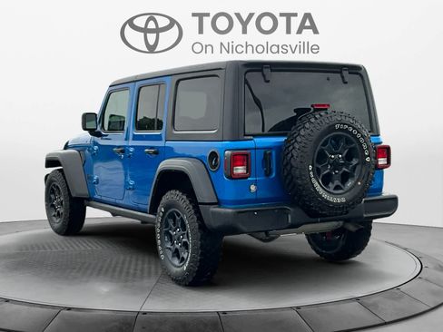 Used 2023 Jeep Wrangler Unlimited Sport AWD/4WD image 3