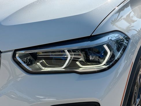 Used 2023 BMW X5 xDrive40i w/ Executive Package image 36