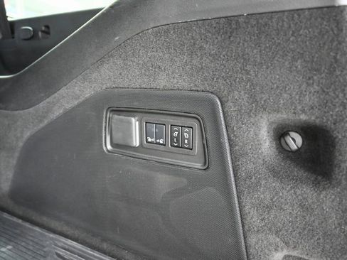 Used 2025 Cadillac Escalade ESV Sport Platinum w/ LPO, Floor Liner Package image 40