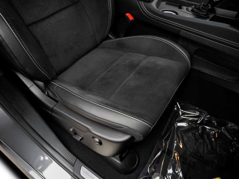 Used 2025 Dodge Durango SRT Hellcat w/ Black Package AWD/4WD image 37