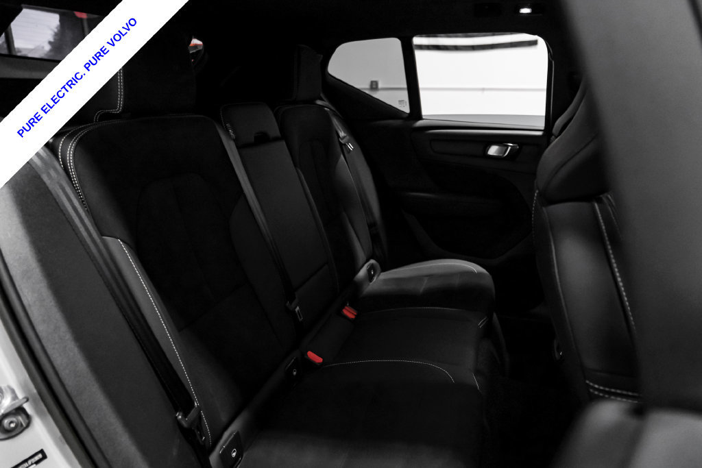 Used 2023 Volvo XC40 Recharge Plus AWD/4WD image 33