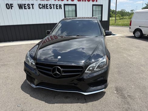 Used 2016 Mercedes-Benz E 350 4MATIC Sedan w/ Premium Package image 2