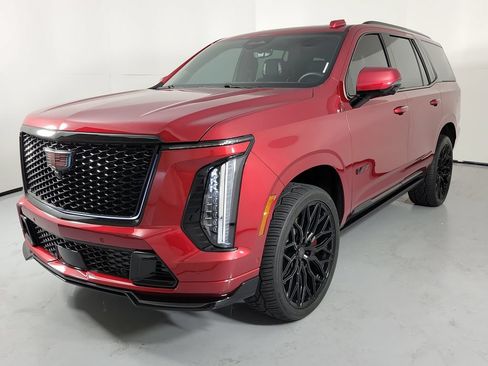 Certified 2025 Cadillac Escalade V w/ LPO, Floor Liner Package AWD/4WD image 3