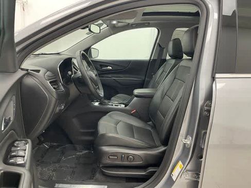 Used 2023 Chevrolet Equinox Premier AWD/4WD image 10