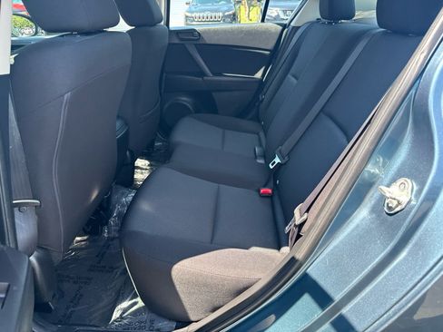 Used 2011 MAZDA MAZDA3 i Sport FWD image 13
