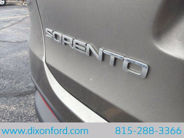 Used 2016 Kia Sorento FWD w/ LX Convenience Package image 9