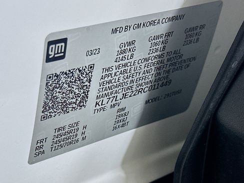 Used 2024 Chevrolet Trax RS FWD image 12