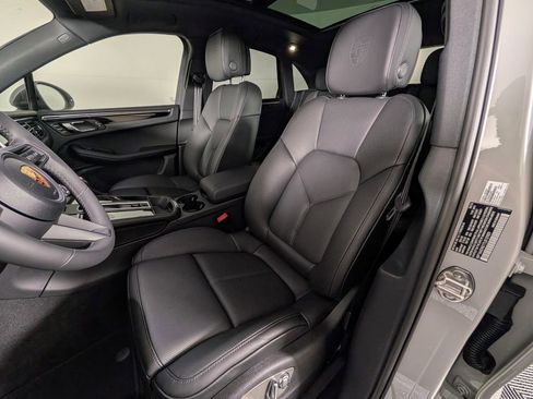 New 2026 Porsche Macan Turbo AWD/4WD image 5