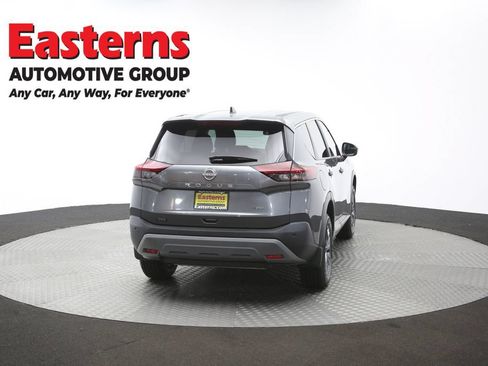Used 2023 Nissan Rogue S AWD/4WD image 38