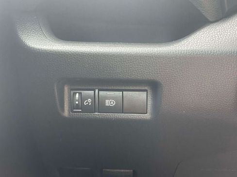 Certified 2021 Toyota RAV4 XLE AWD/4WD image 23