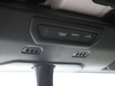 Used 2023 Jeep Wrangler Unlimited Sahara AWD/4WD image 25