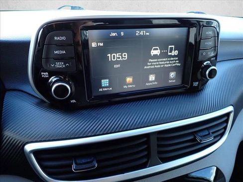 Used 2020 Hyundai Tucson SE image 19